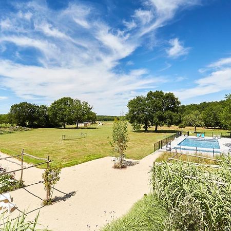 Domaine De L'Oiseliere Hotel Chauche Bagian luar foto